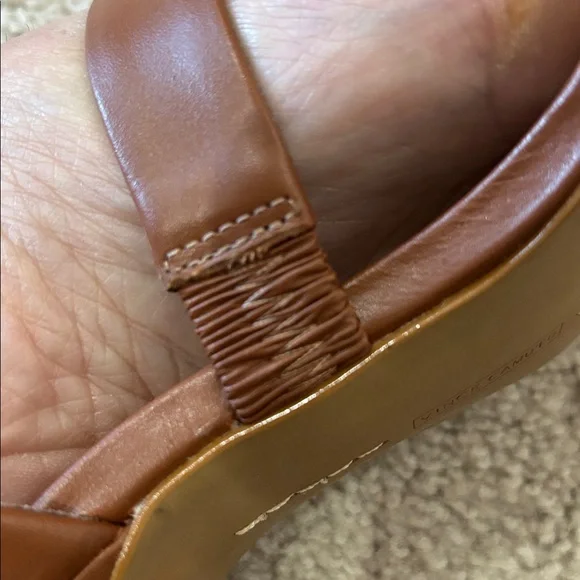 Vince Camuto Women's Caramel Brown Sandals - Picture 10 of 12